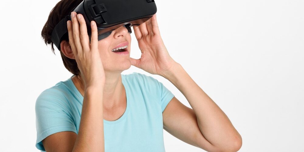 Virtual Reality Goggles