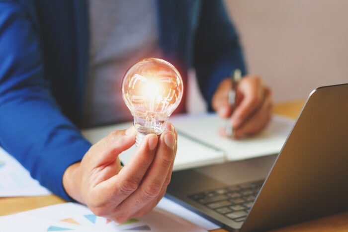 Web Design Ideas with Light Bulb | CryoDragon Website Graphic Design Web Design Ideas with Light Bulb | CryoDragon Website & Graphic Design